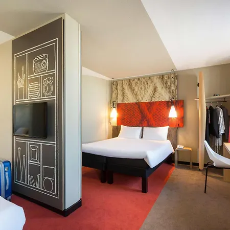 Ibis Centre Gare Sud 3*