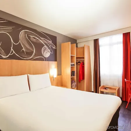 Hotel Ibis Centre Gare Sud 3*